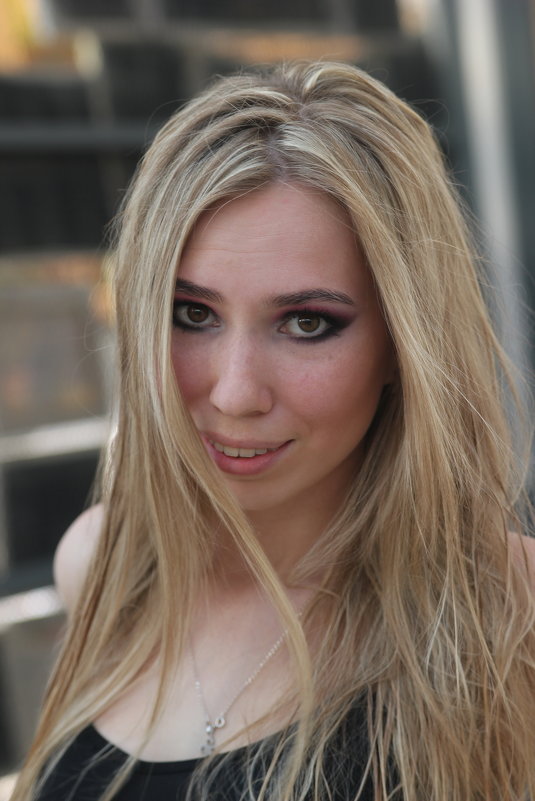 - - Александр Стеблецов