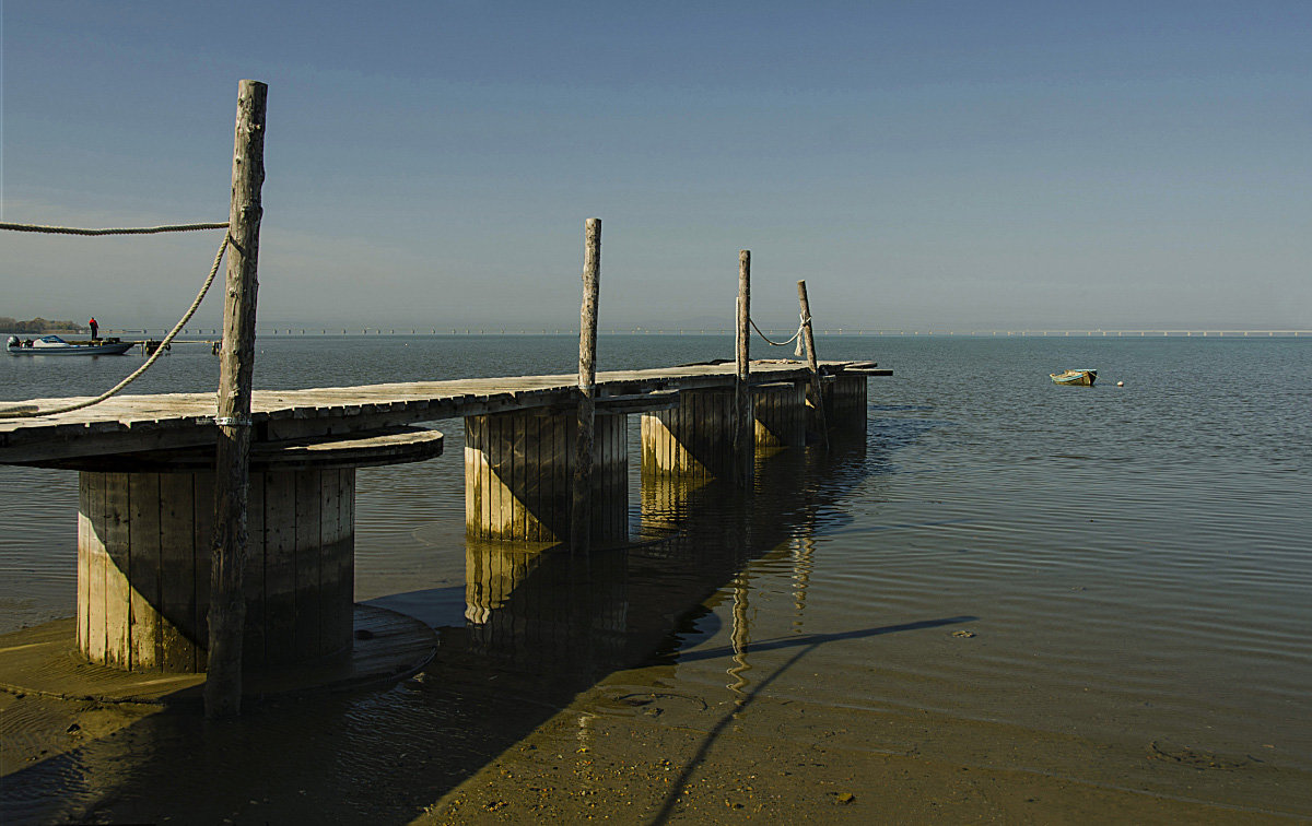 Старый причал - Коноплёва Людмила Денисовна 