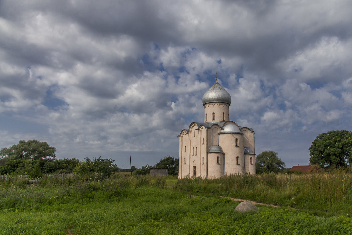 2017.08.17_0557-2 В.Новгород. ц.Спаса на Нередице 1920 - Дед Егор 