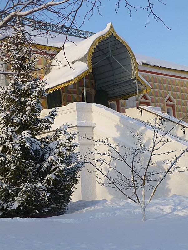 Крыльцо Палат бояр Романовых - Лидия Бусурина