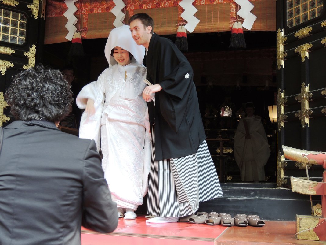 Поздравления, ну и куда же без фотографа - Гала 