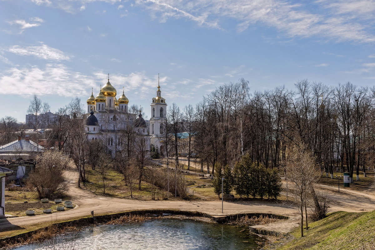 Дмитровский кремль. - Анатолий. Chesnavik.