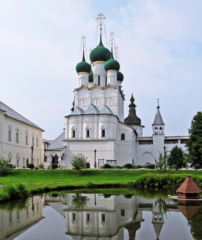 В ростовском кремле - Евгений Кочуров