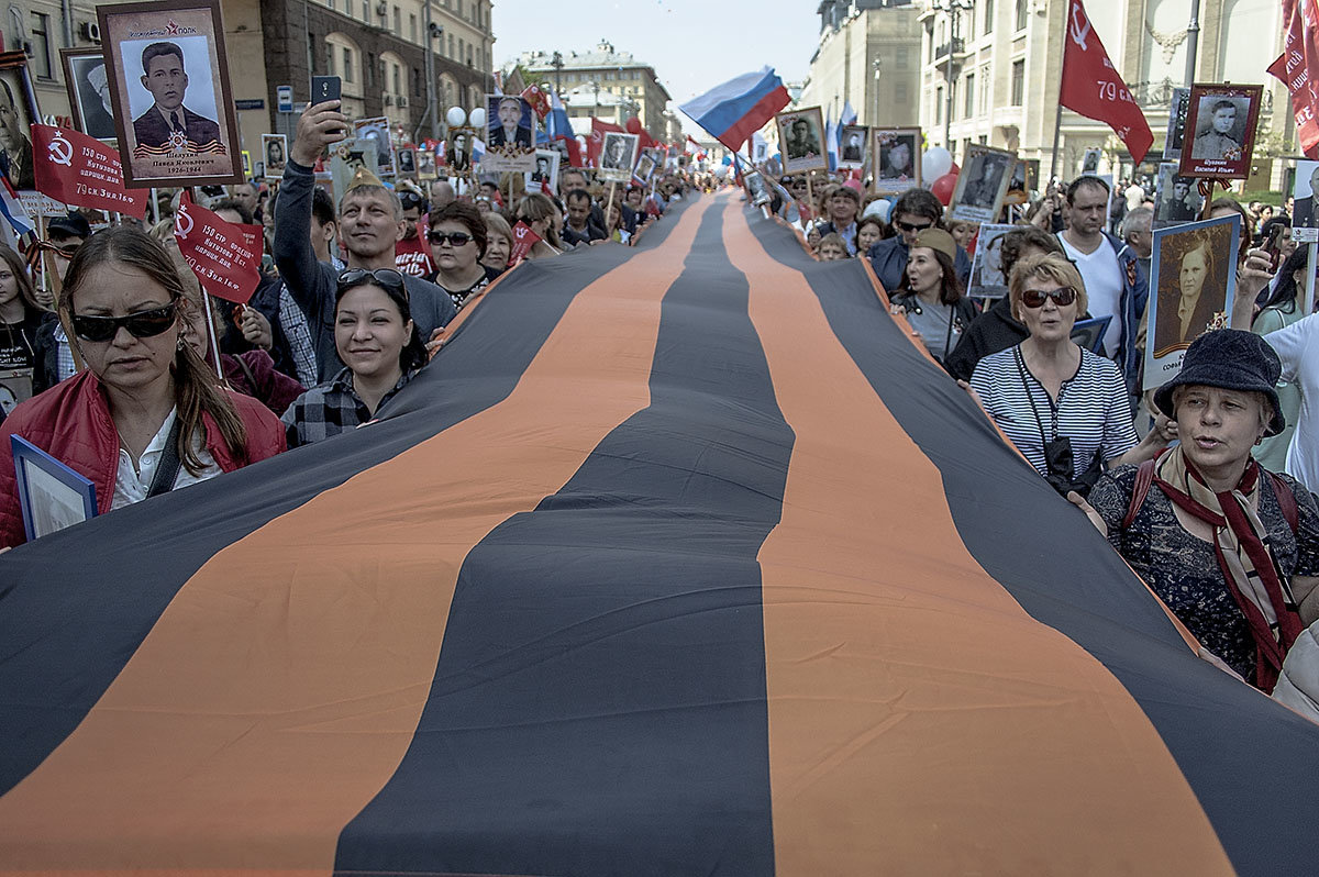 Москва 9 мая."Бессмертный полк". - Игорь Олегович Кравченко