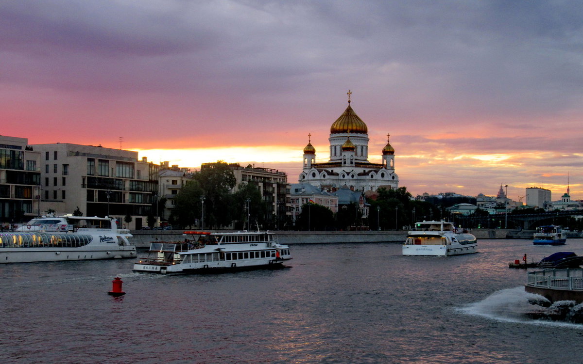 Корабли на Москва-реке - Александр Чеботарь