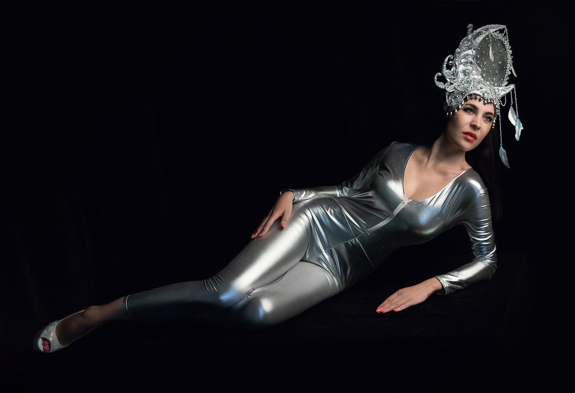 Вика. съемка с одним источником света. - юрий макаров Вика. съемка с одним источником света. - юрий макаров