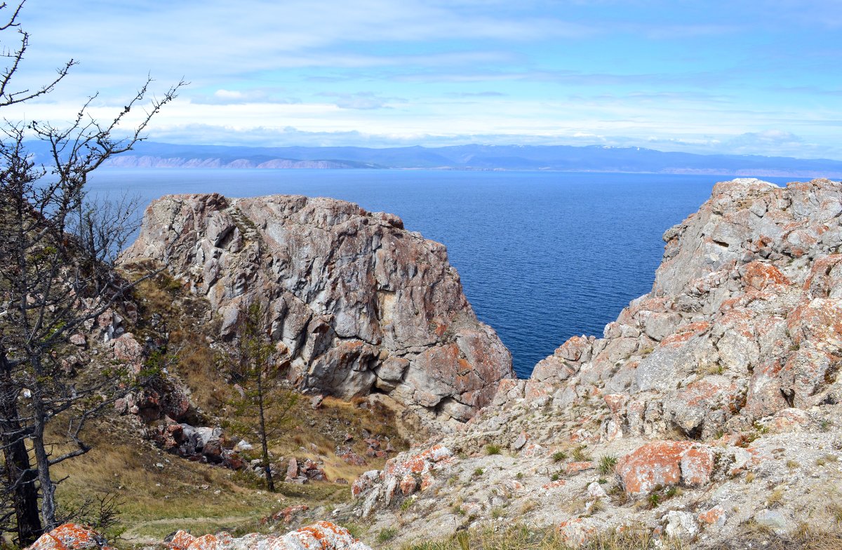 Ольхонские скалы - Ольга Ольхонские скалы - Ольга