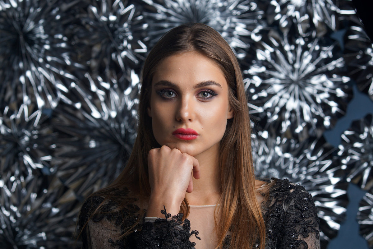 Задумчивая - Igor Khmelev