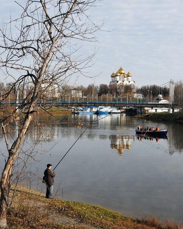 Пока Которосль не укрылась ледовым панцирем - Николай Белавин