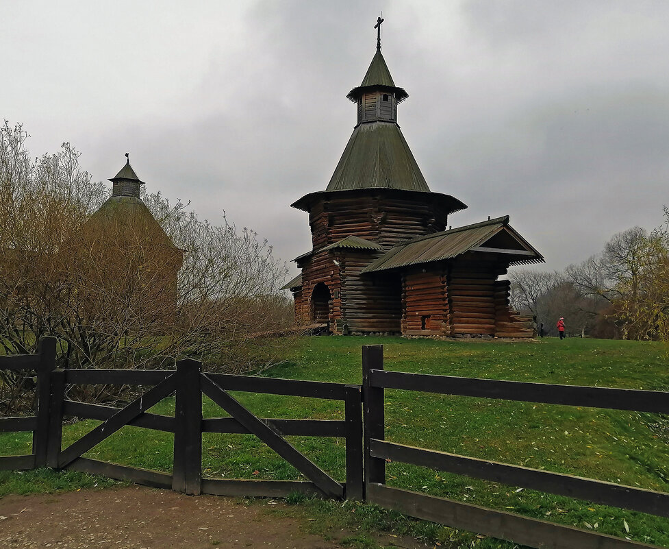 Осень в Коломенском. - Борис Бутцев