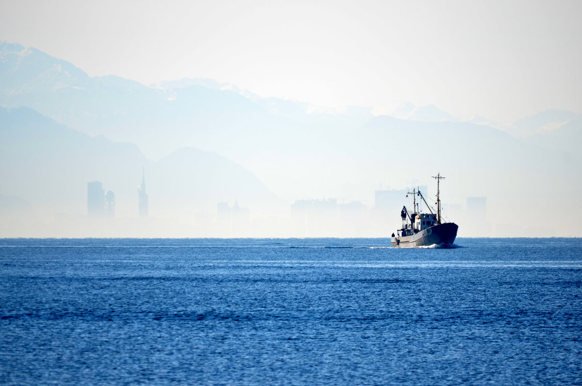 Batumi fog seiner - BY theSEA