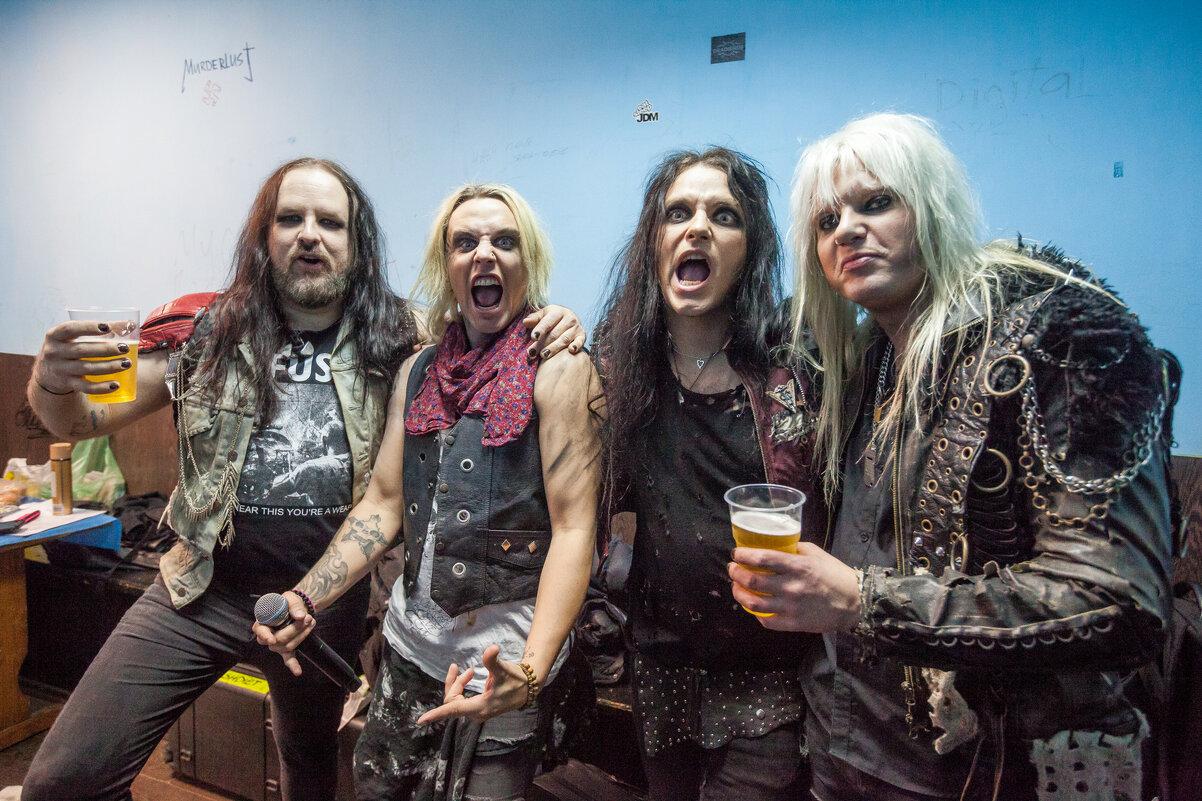 crashdiet - Tarra Bazza