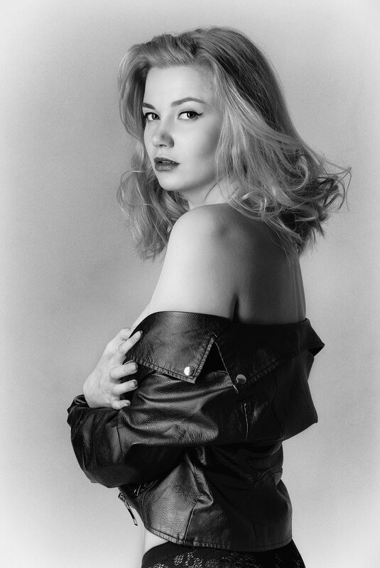 black and white portrait - Андрей Неуймин black and white portrait - Андрей Неуймин