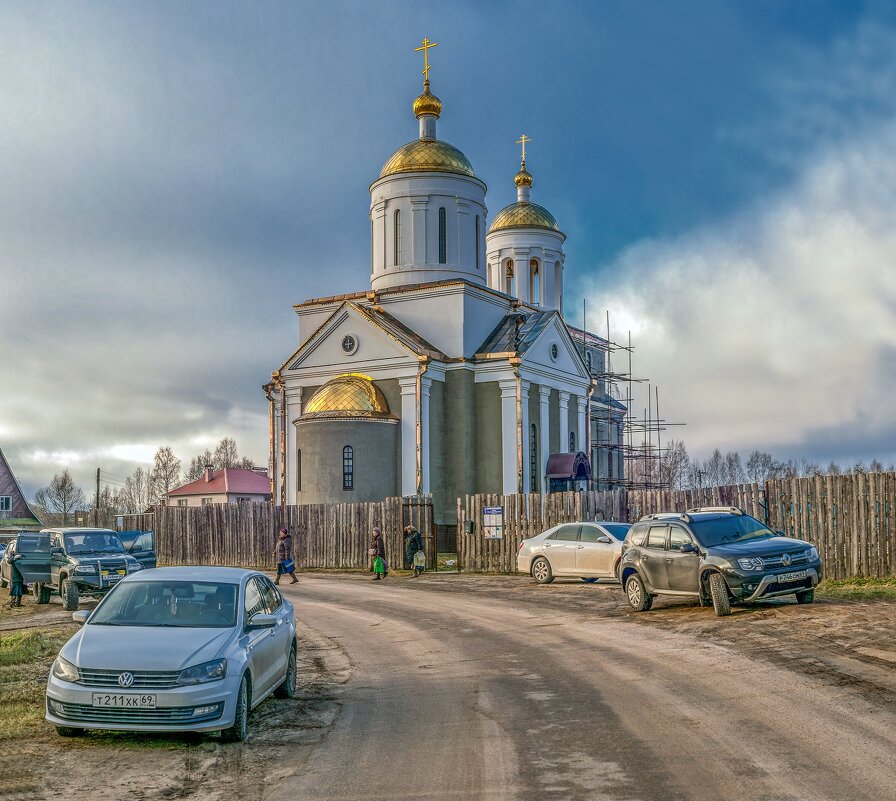 Церковь Вознесения Господня в Тешилове - Валерий Иванович