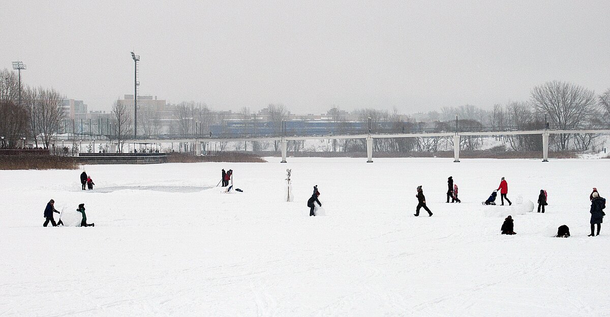 На озере - Лариса 