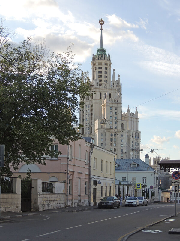 Гончарная улица.Москва - Александр Качалин