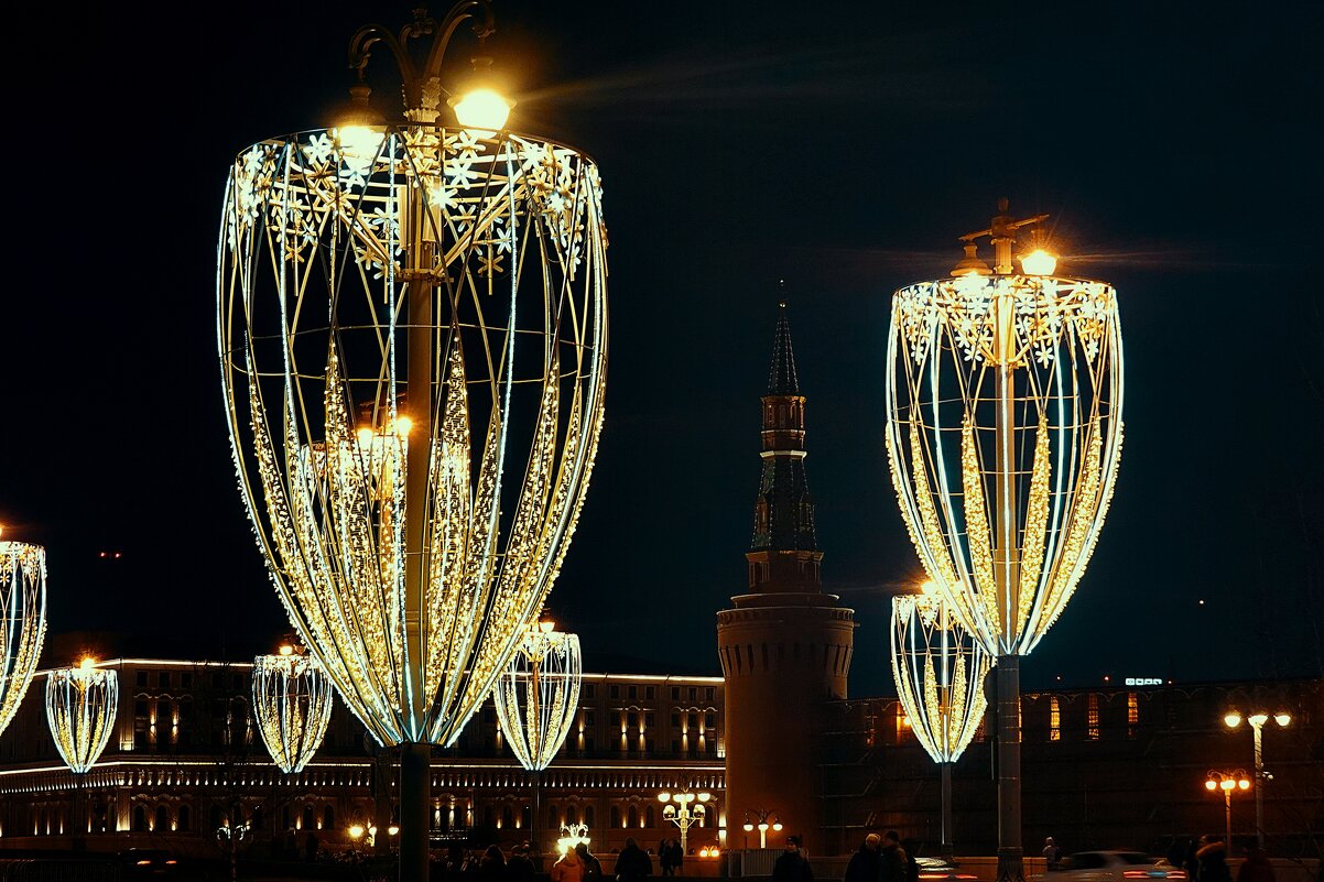 Фонари-фужеры на Большом Москворецком мосту. - Татьяна Помогалова