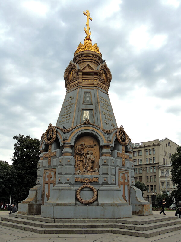 Москва. Часовня Александра Невского и иконы Божией Матери "Знамение". - Александр Качалин