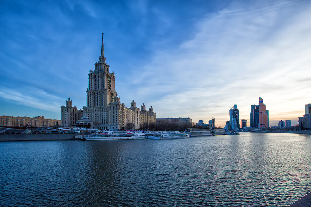 Городской пейзаж - Андрей Шаронов