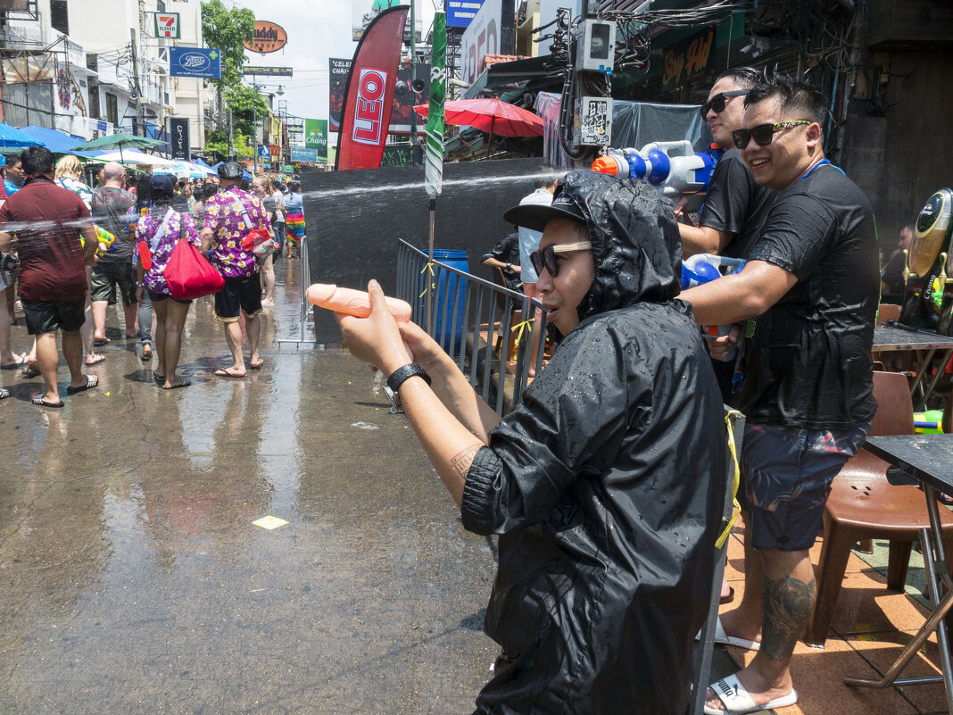 2019, Таиланд, Бангкок, улица Каосан, Сонгкран - Владимир Шибинский