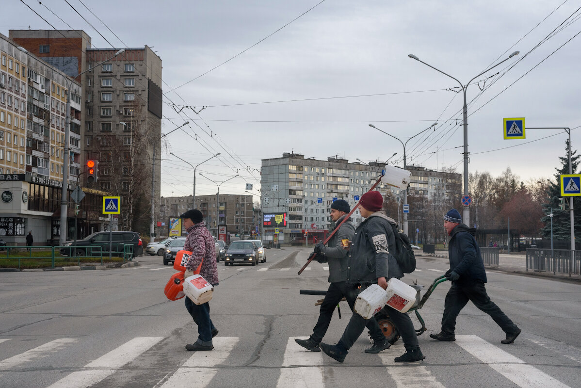 *** - Валерий Михмель 