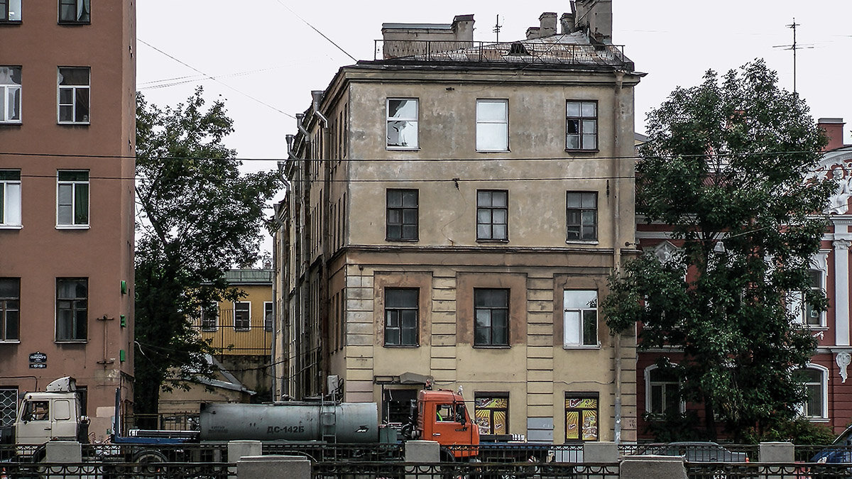 Санкт-Петербург. На Обводном канале. - Игорь Олегович Кравченко