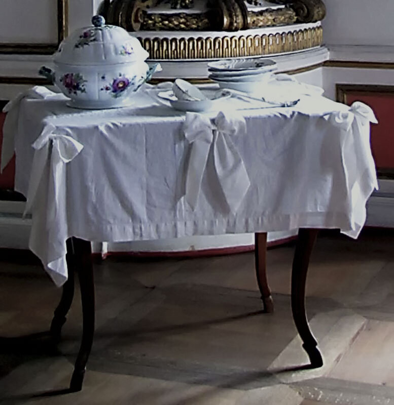 Сервировочный столик - Nikolay Monahov Сервировочный столик - Nikolay Monahov