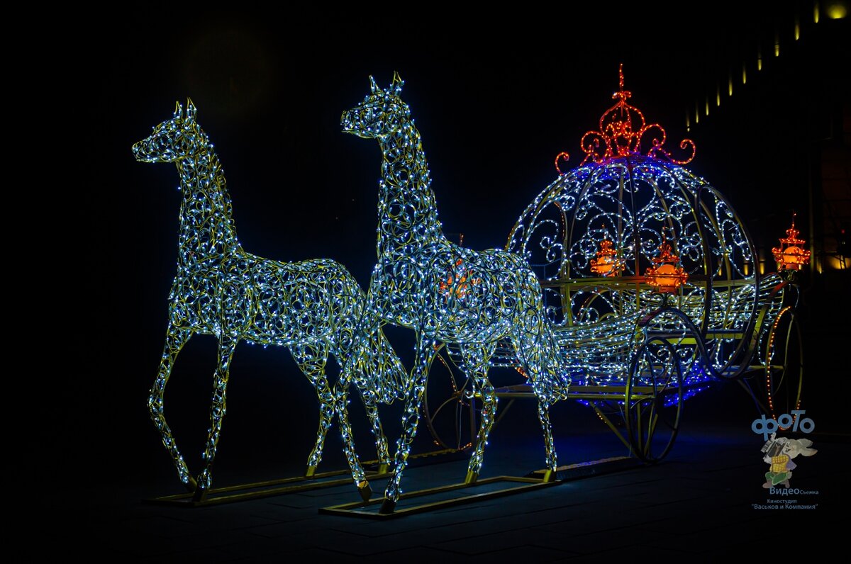 Новогодние украшения Театральной площади. - Руслан Васьков Новогодние украшения Театральной площади. - Руслан Васьков