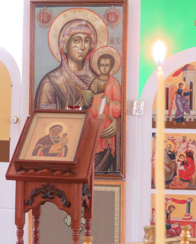 В ТРОИЦКОМ СОБОРЕ. - ИРЭН@ . В ТРОИЦКОМ СОБОРЕ. - ИРЭН@ .