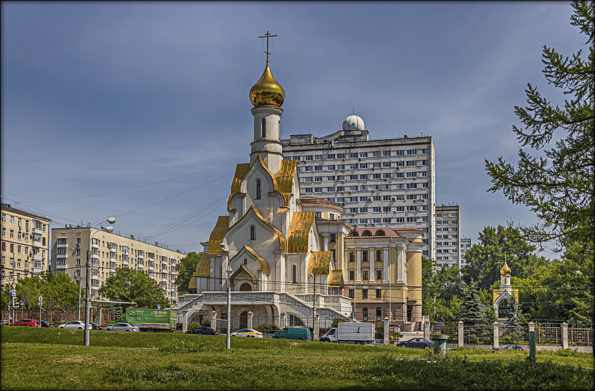 Москва. Церковь Александра Невского. - Aleksey Afonin