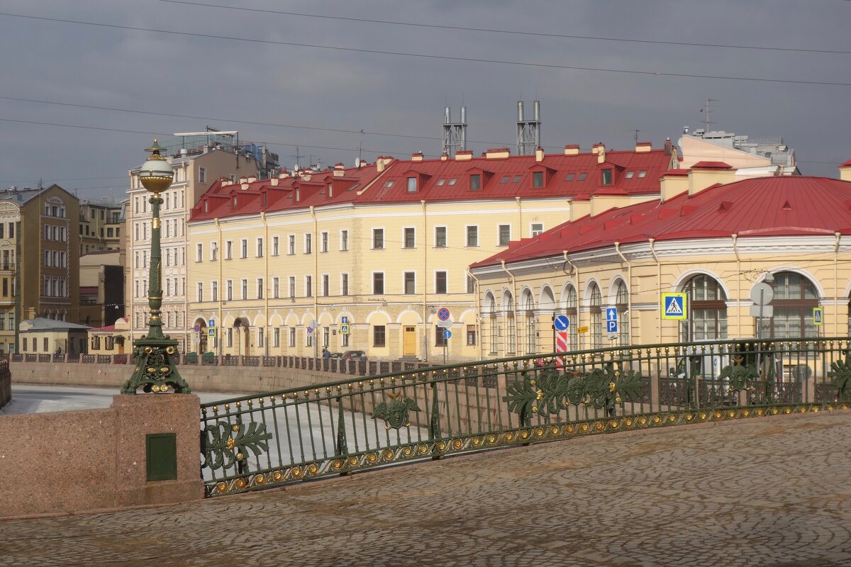 Мало-Конюшенный мост - Елена Мало-Конюшенный мост - Елена