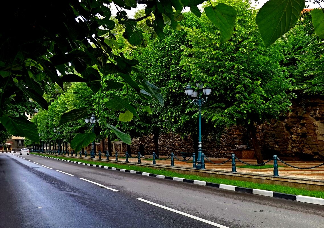 Утром улочки пустынней!... - Евгений 