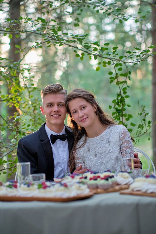 Молодые - Artur Pauris Молодые - Artur Pauris