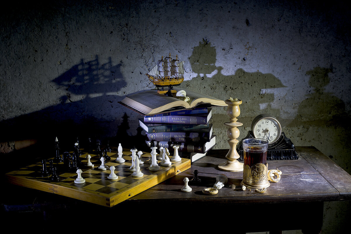 Тени на стене. - Оксана Евкодимова Тени на стене. - Оксана Евкодимова