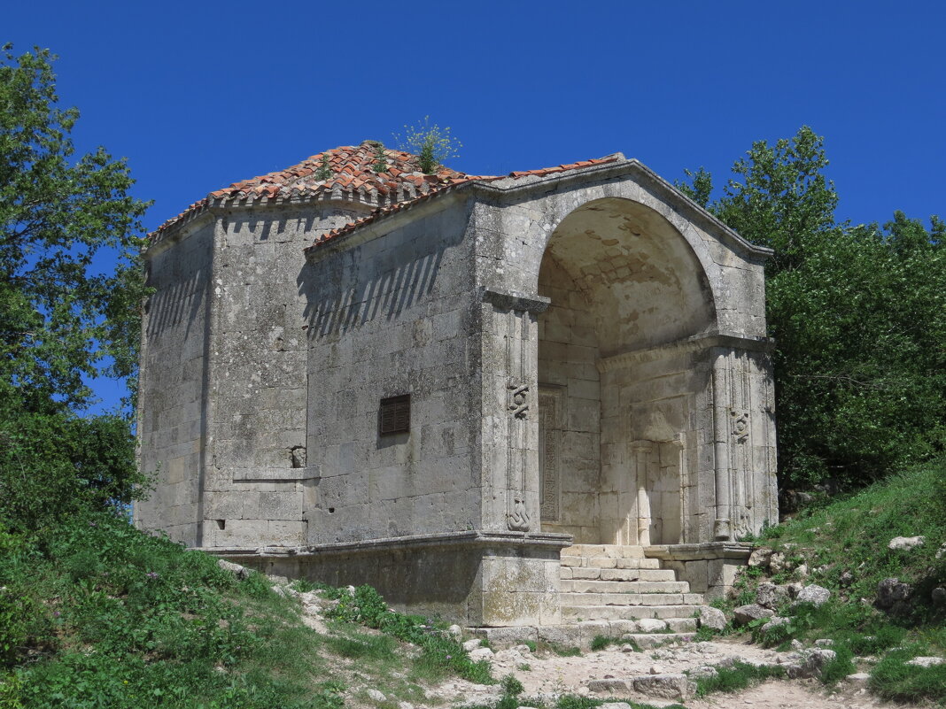 мавзолей Джанике Ханым, Чуфут-Кале, Крым - Иван Скрипкин мавзолей Джанике Ханым, Чуфут-Кале, Крым - Иван Скрипкин