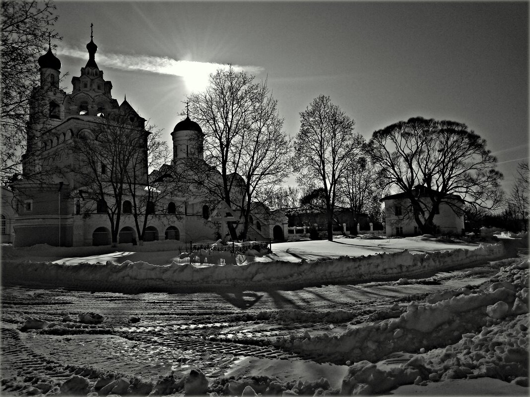 в любимом монастыре - Любовь 