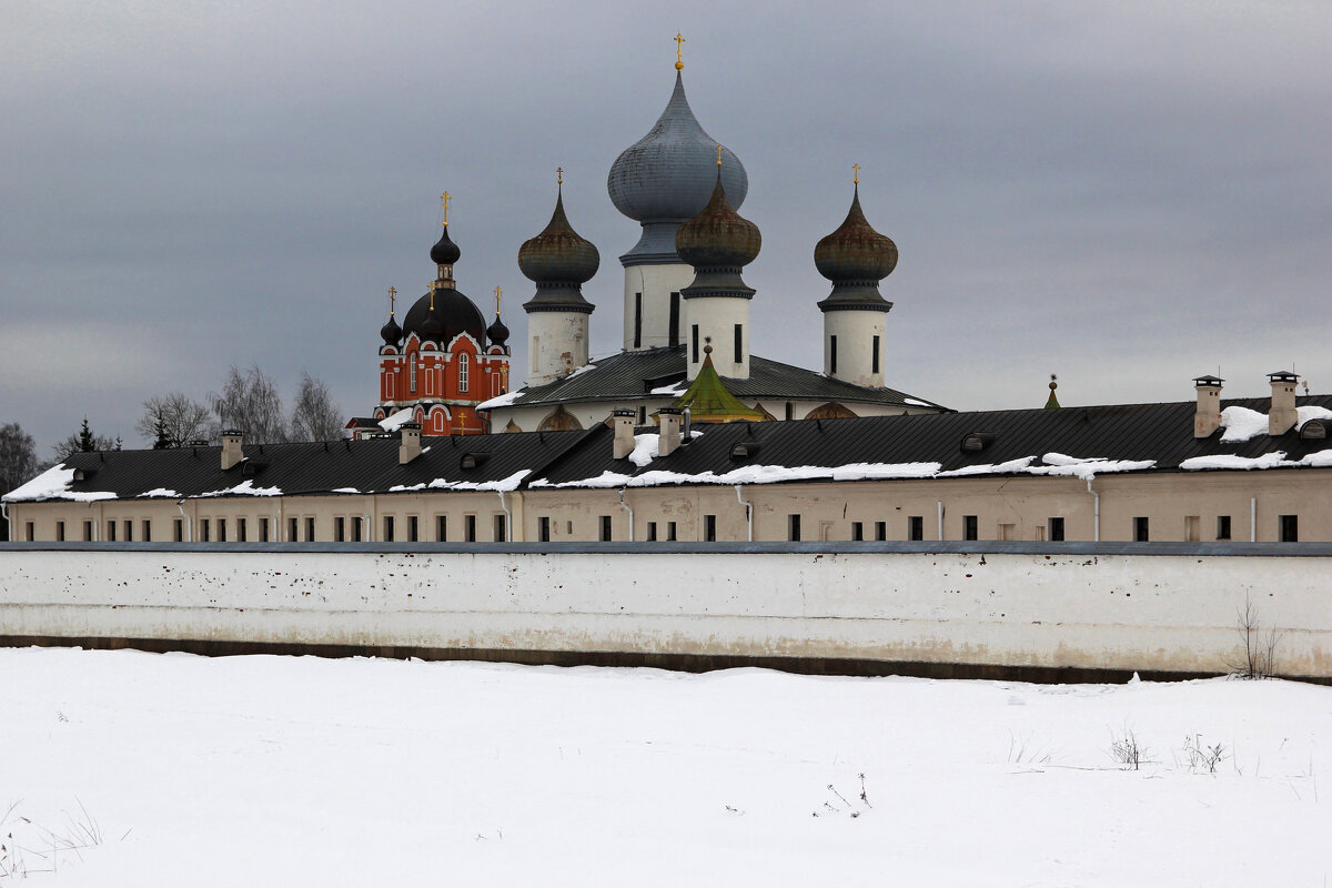 Тихвинский Богородичный Успенский Мужской Монастырь - skijumper Иванов