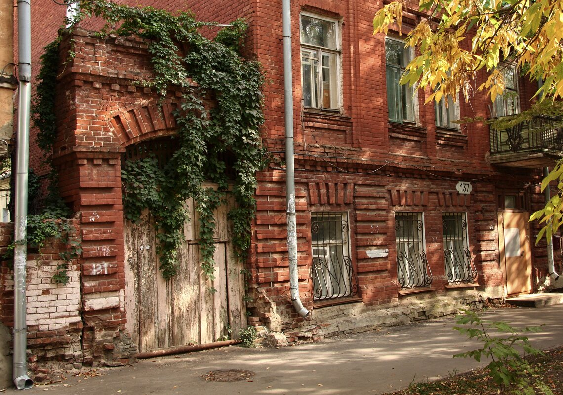 *** - Сергей Хрущёв