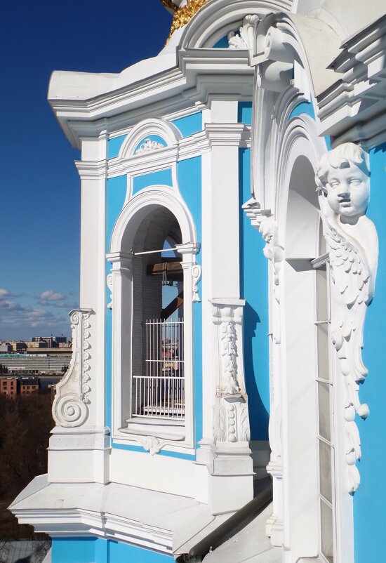 Фрагмент Смольного собора. - Марина Харченкова Фрагмент Смольного собора. - Марина Харченкова