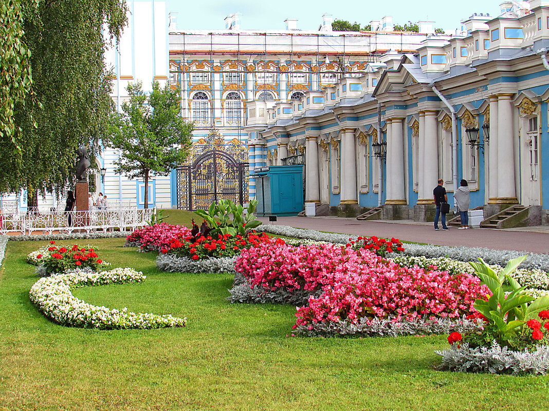 В Царском селе - Любовь Зинченко 