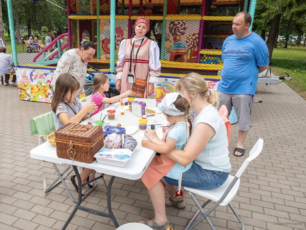 *** - Сергей Старовойт