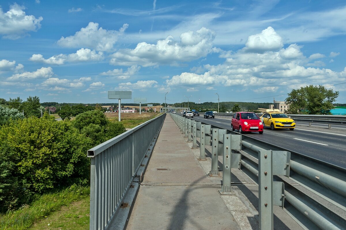 На мосту - Валерий Иванович На мосту - Валерий Иванович