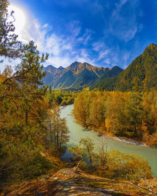 Вид на речку Кирзыч в Тебердинском заказнике. Поселок Архыз. Карачаево-Черкессия. - Павел Сытилин
