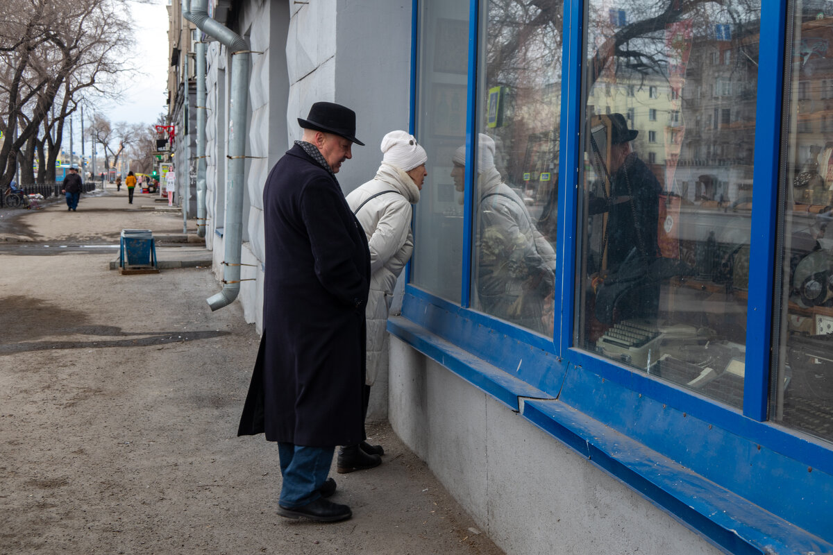 *** - Валерий Михмель 