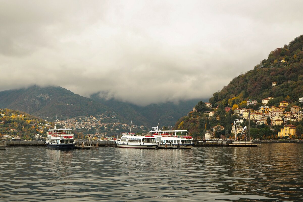 Водный транспорт Lago di Como озеро Комо Италия - wea *