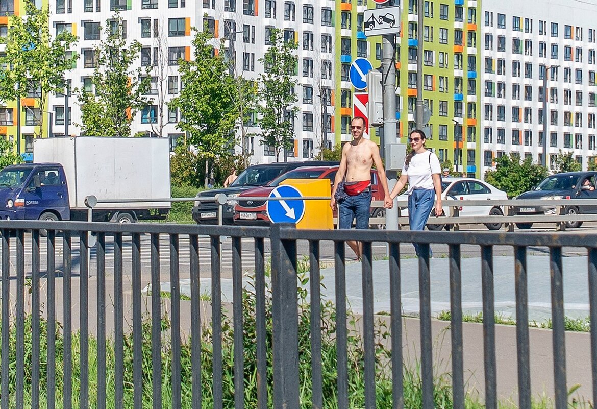 Жарко в городе - Валерий Иванович