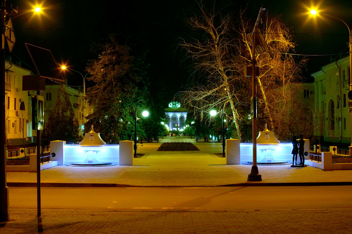 улица Фонтанная, вечер - Аркадий Баринов