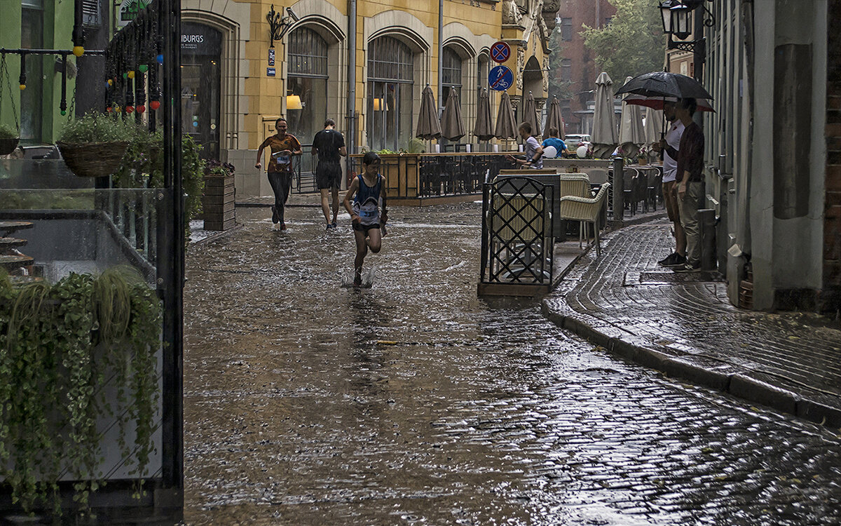 Дорогу выбирать не приходится - Регина 