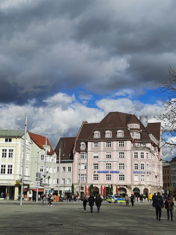 April, Augsburg - Galina Dzubina