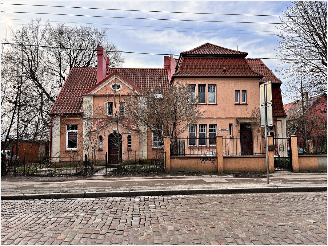 Старый дом. - Валерия Комова Старый дом. - Валерия Комова